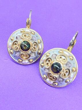 Gold and White Round Drop Earrings with Dark Green Center Stone